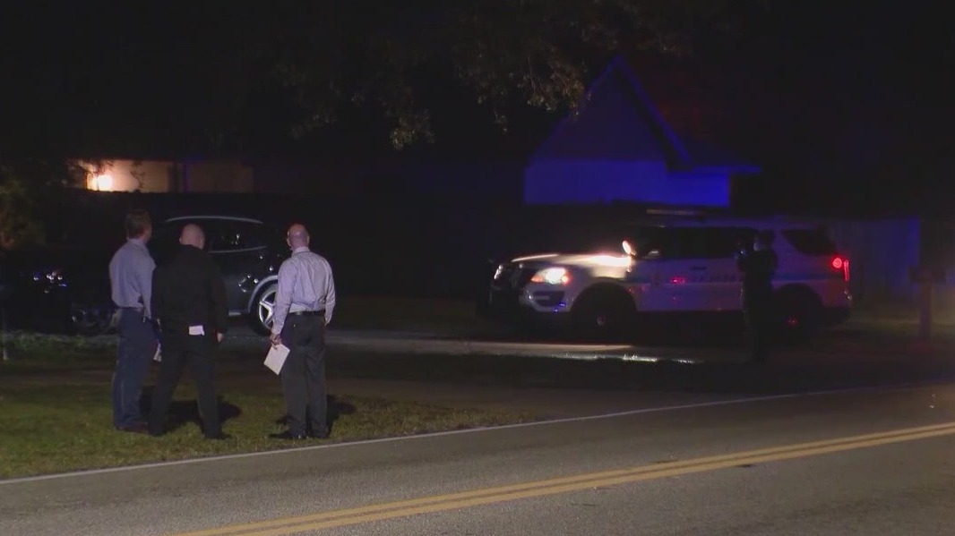 Deputies hunt for killer who shot woman in Orange County